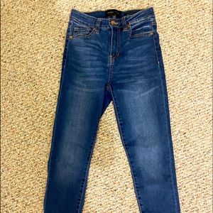 PRICE DROP! Kendall and Kylie Jeans - Like NEW! Size 26